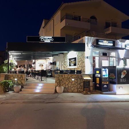 Apartments Villa Marina ロゴズニッツァ エクステリア 写真