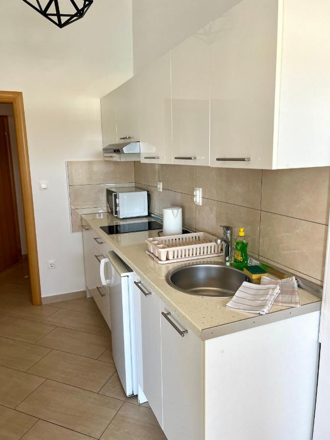 Apartments Villa Marina ロゴズニッツァ エクステリア 写真